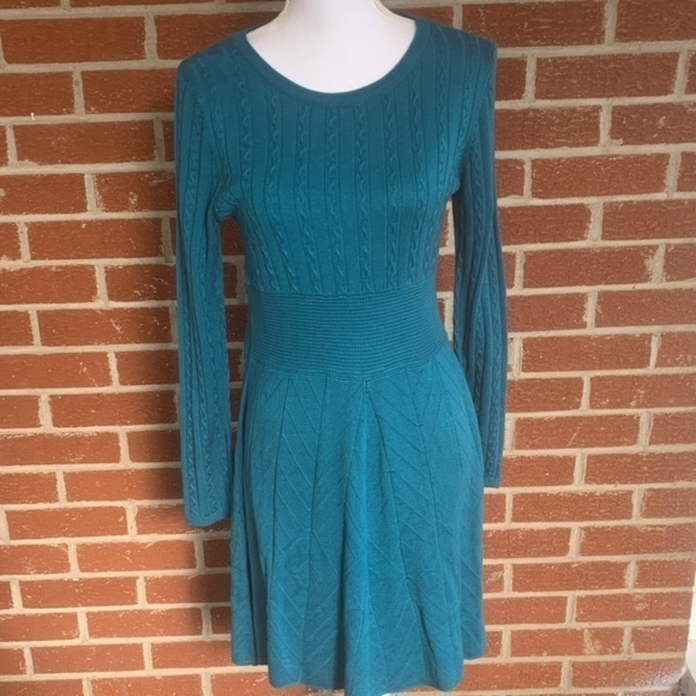 Jessica Simpson Teal Long Sleeve Dress